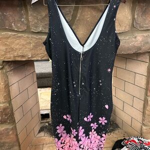 Dress Chic Black Dress with Pink Floral Design Size Large-like new-beautiful